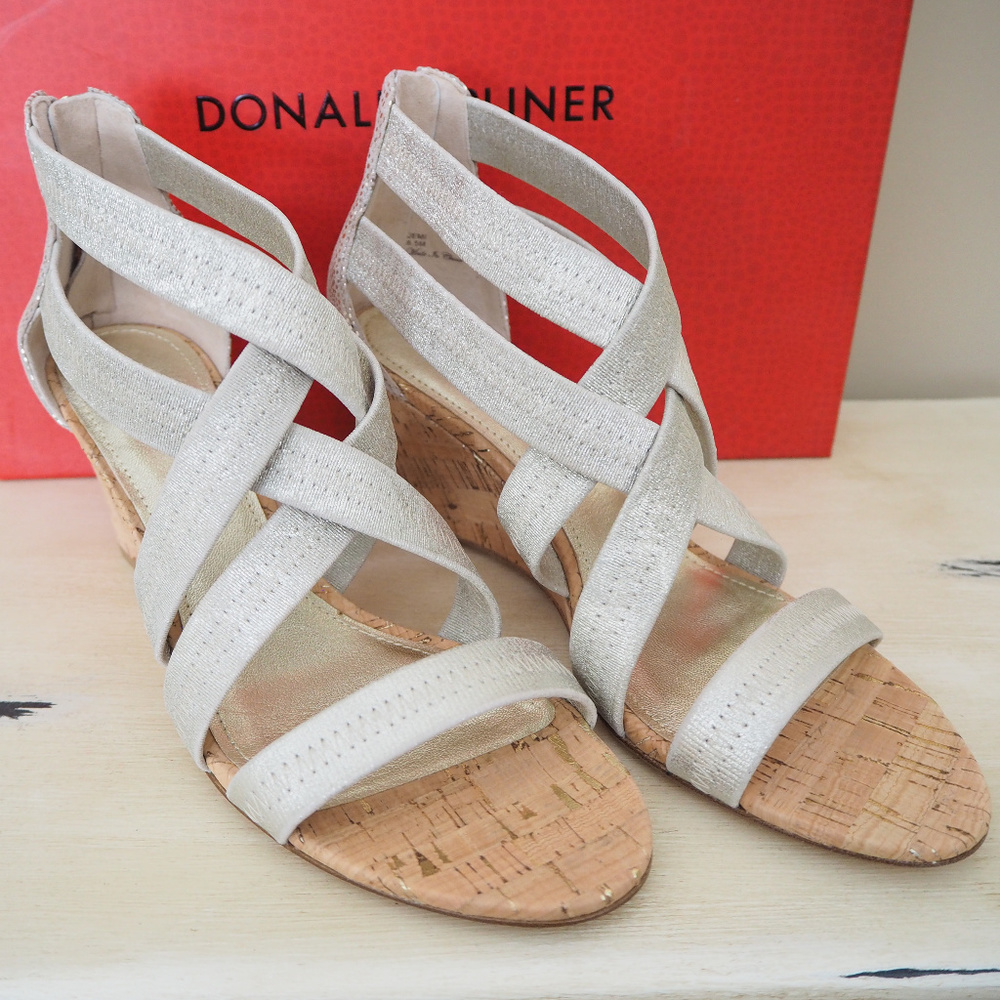 NEW Donald J. Pliner Wedge Sandals